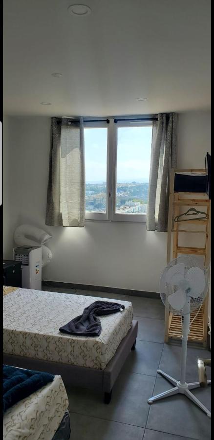 Big Flat Sea Vieuw 95 M2 5 Rooms Near Airport 5 Min Train 3 Min And Tram On Site, Beach 7 Min, 2 Showers And 2 Toilets , Neuf Grand Appartement 95 M2 5 Chambres Proche Aeroport 5 Min Train 3 Min Et Tramway Sur Place, Plage 7 Min 2 Douches Et 2 Wc Vue Ница Екстериор снимка